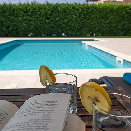 Βίλα αρμονία Ληξούρι